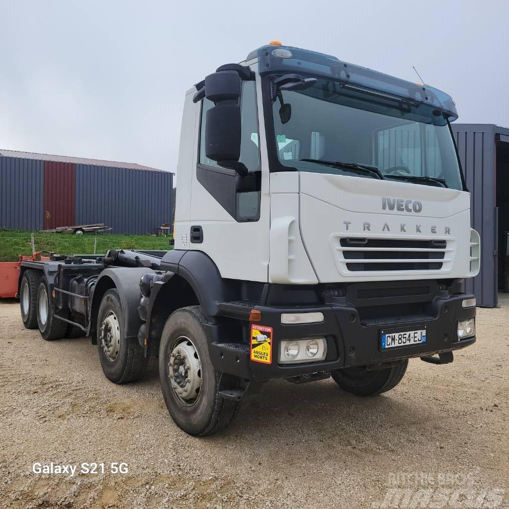 Iveco Trakker 410 Rol kiper kamioni sa kukom za podizanje tereta