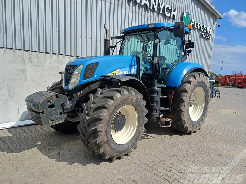 New Holland T7060 Tractors