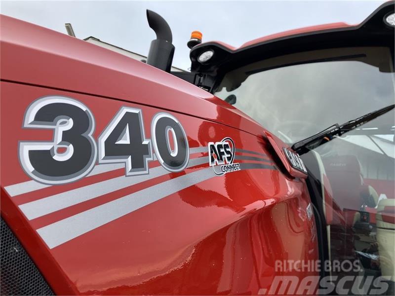 Case IH OPTUM 340 CVX. Traktori