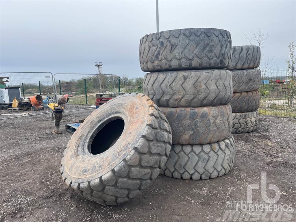  Quantity of (5) 23.5R25 Earthmover Tyres, wheels and rims
