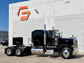 Peterbilt 379