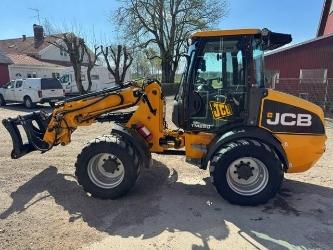 JCB TM 220