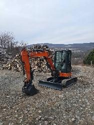 Hitachi ZX35