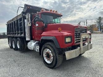 Mack RD 688 S
