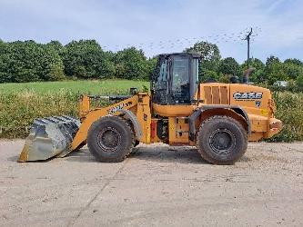 CASE 721 F XR