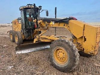 CAT 140M2