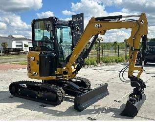 CAT 302.7 CR