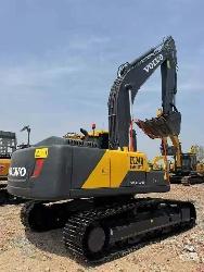 Volvo EC 240