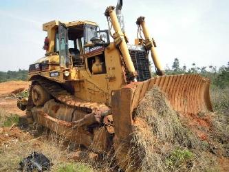 CAT D 8 L