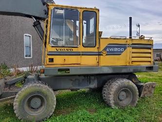 Volvo EW 200