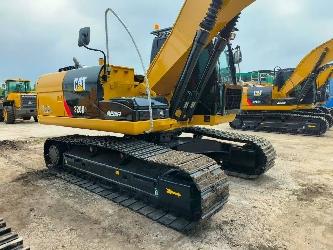 CAT 320 D