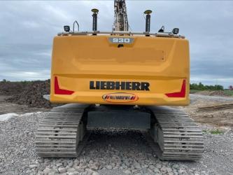 Liebherr R930