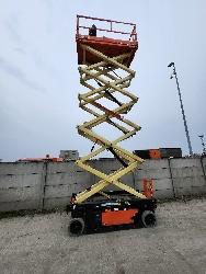 JLG 4045