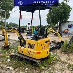 Komatsu PC 15