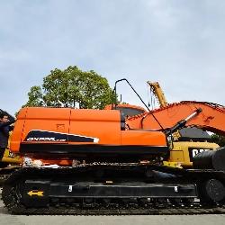 Doosan DX 225