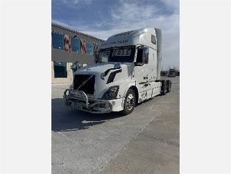 Volvo VNL670