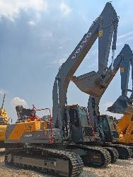 Volvo EC 240