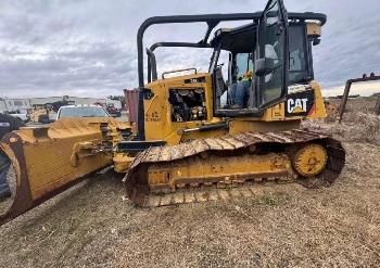 CAT D 6 M