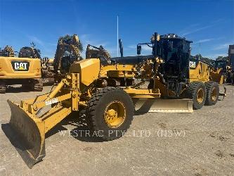 CAT 12M
