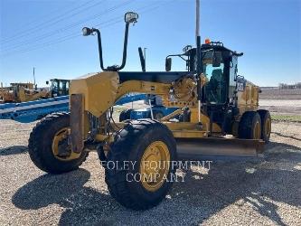 CAT 140M3AW