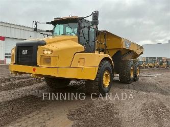 CAT 745