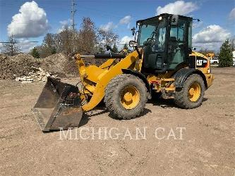 CAT 908M