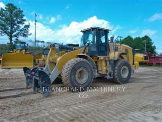 CAT 966M
