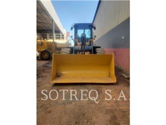 John Deere 524K