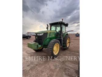 John Deere 7215R