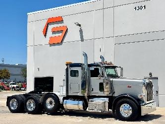 Peterbilt 388