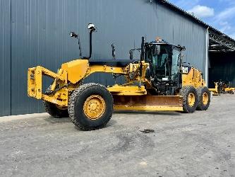 CAT 140M