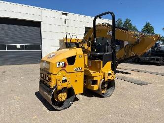 CAT CB1.7