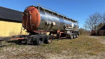  - - -  T33