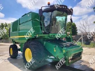 John Deere T550