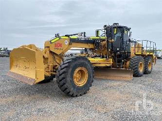 CAT 16M