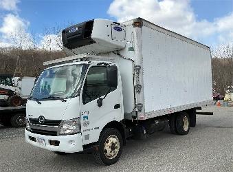 Hino 195