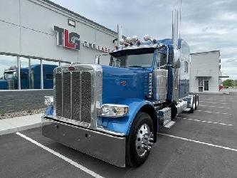 Peterbilt 389