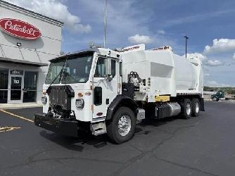 Peterbilt 520