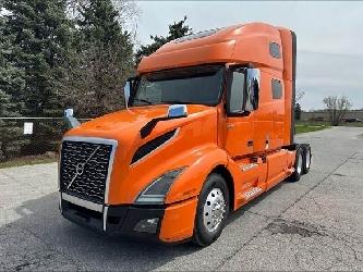 Volvo VNL42T760