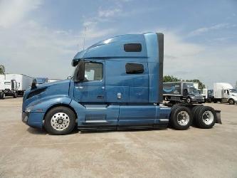 Volvo VNL64T760