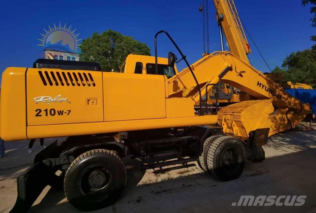 Hyundai R210W-7 Bageri točkaši