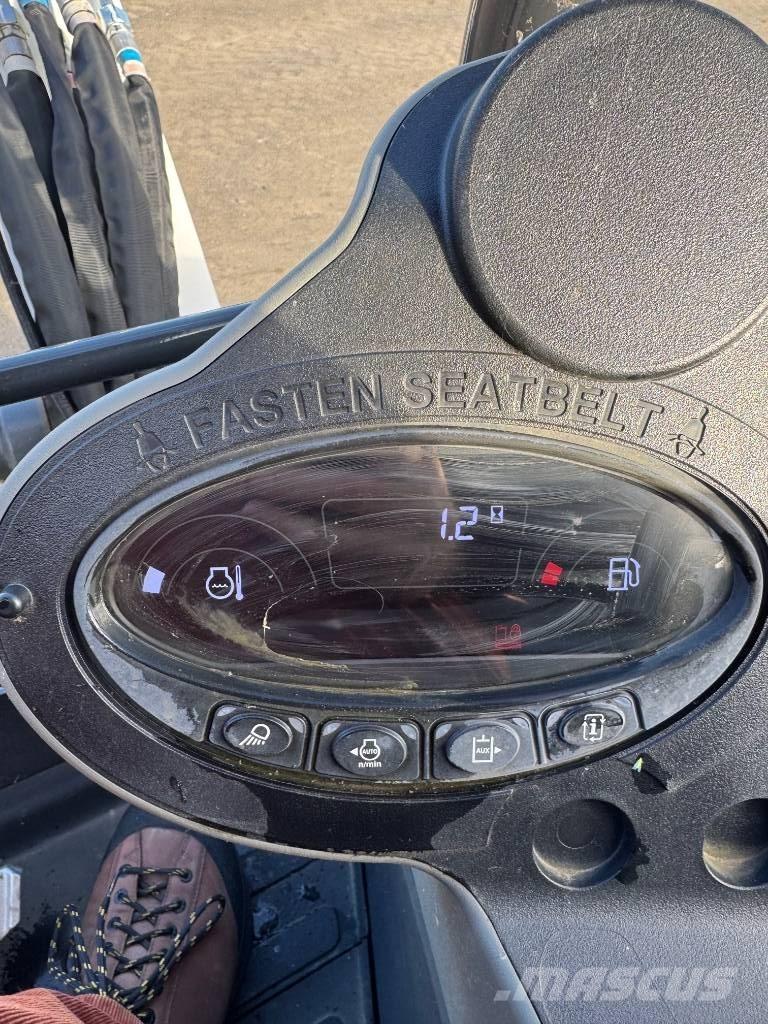 Bobcat E35z Mini bageri < 7t