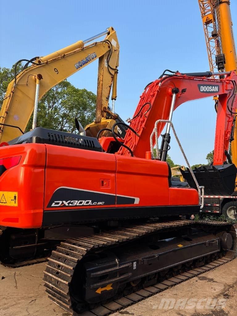 Doosan DX300LC-9C Bageri guseničari