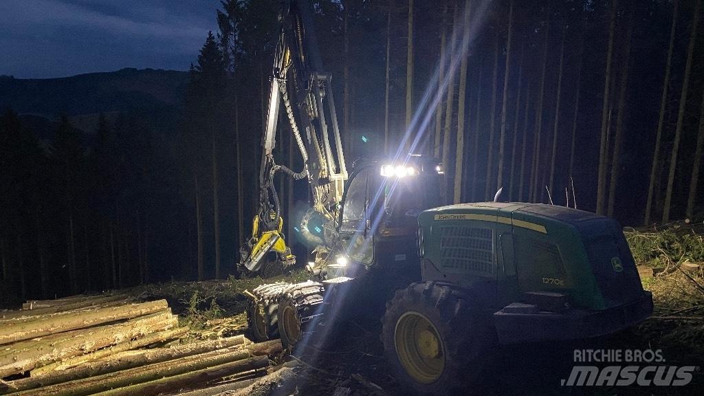 John Deere 1270 E Harversteri