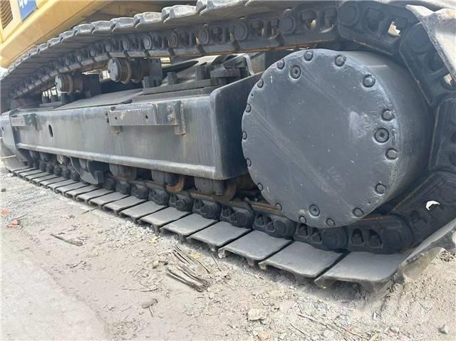 Komatsu PC 450 Bageri guseničari