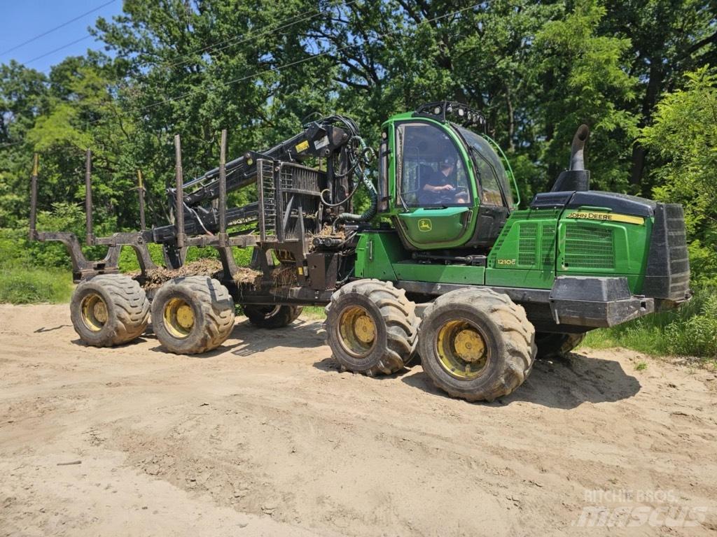 John Deere 1210 G Harversteri