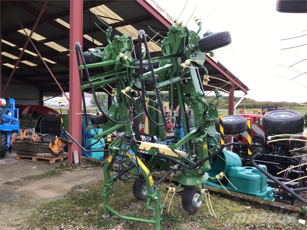 Krone Vendro 820 Okretači i sakupljači sena