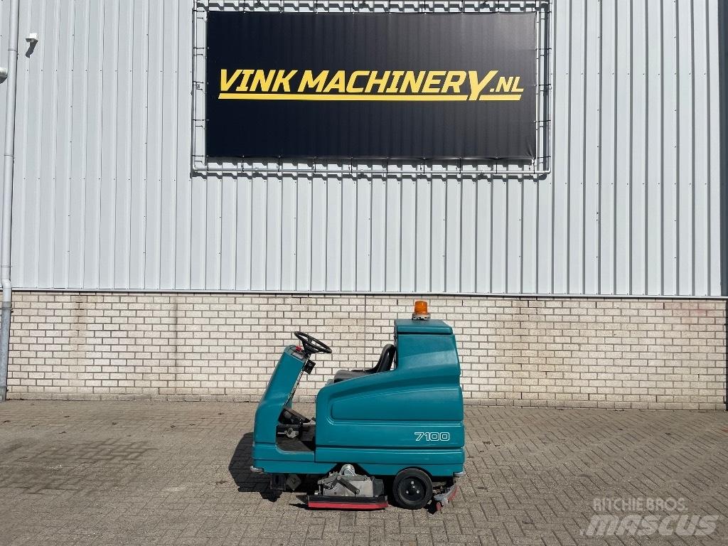 Tennant 7100 Mašine za čišćenje