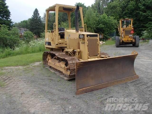CAT D 3 C Buldožeri guseničari