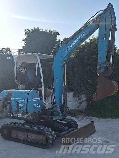 Messersi M28 Mini bageri < 7t